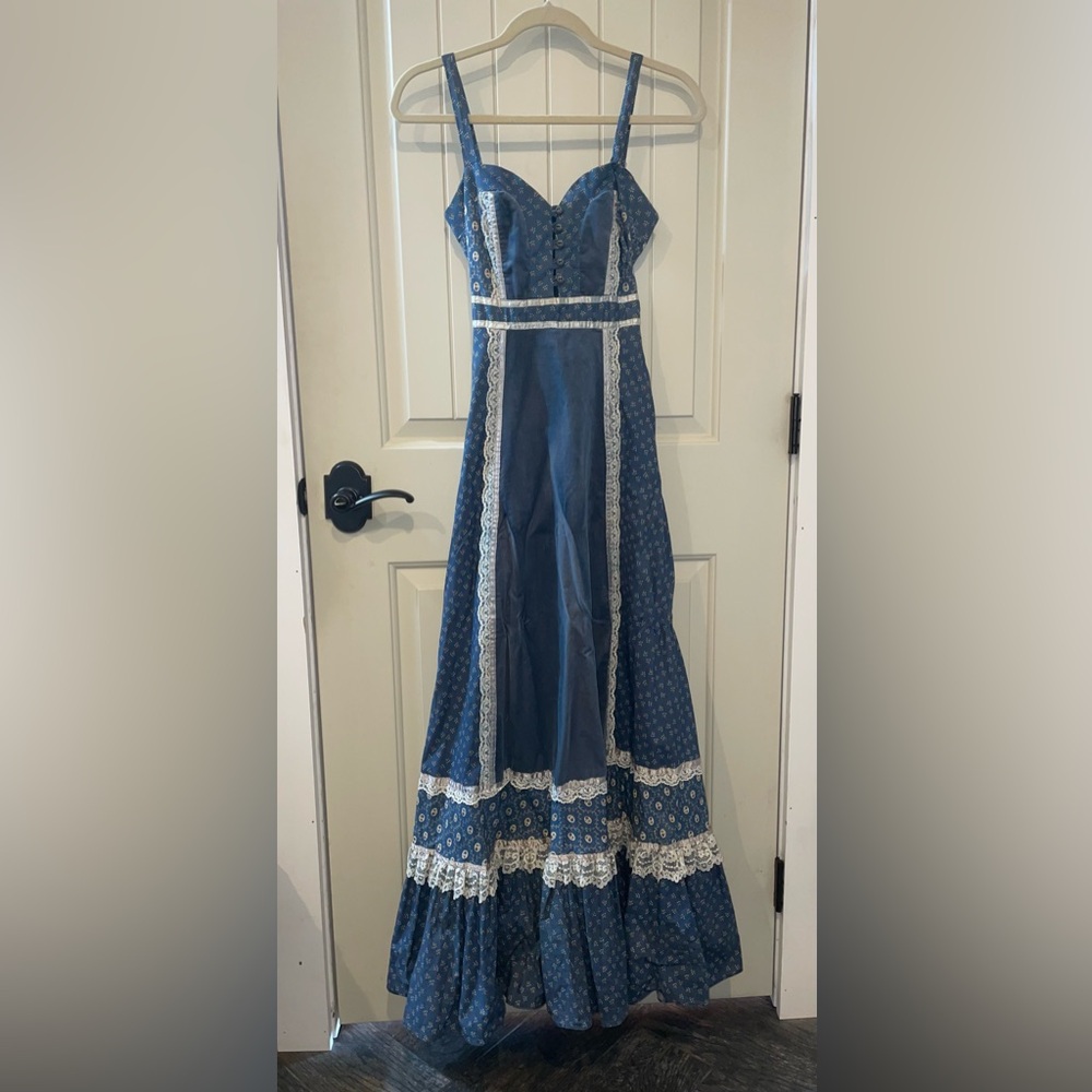 Vintage 70s Velvet and Floral Gunne Sax Dress